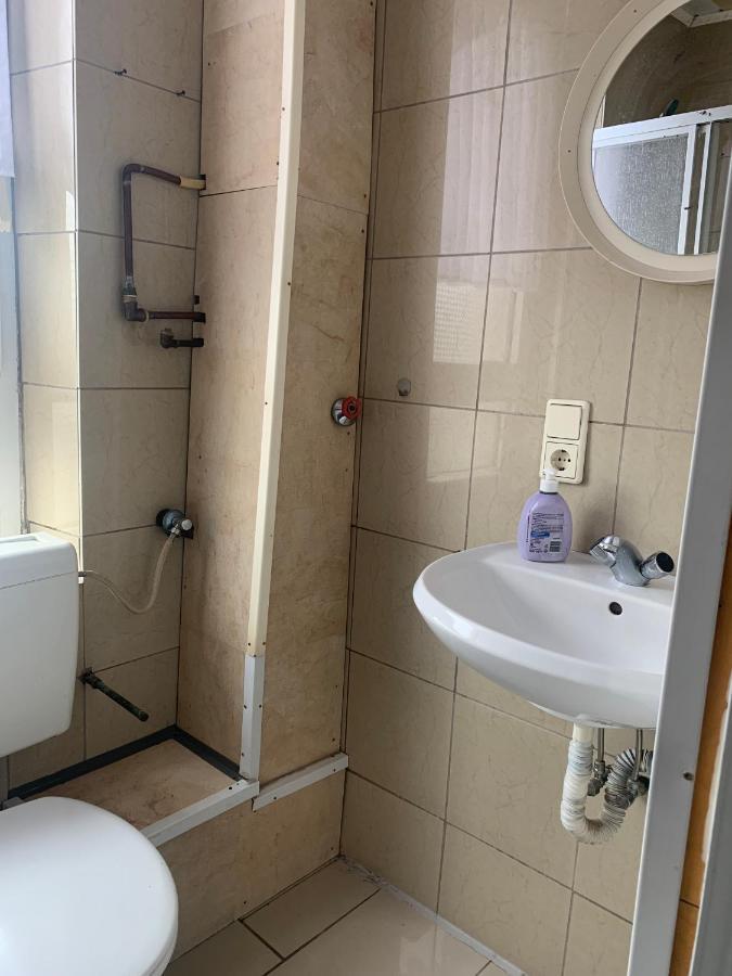 Dachgeschoss Hof Daire Krefeld Dış mekan fotoğraf